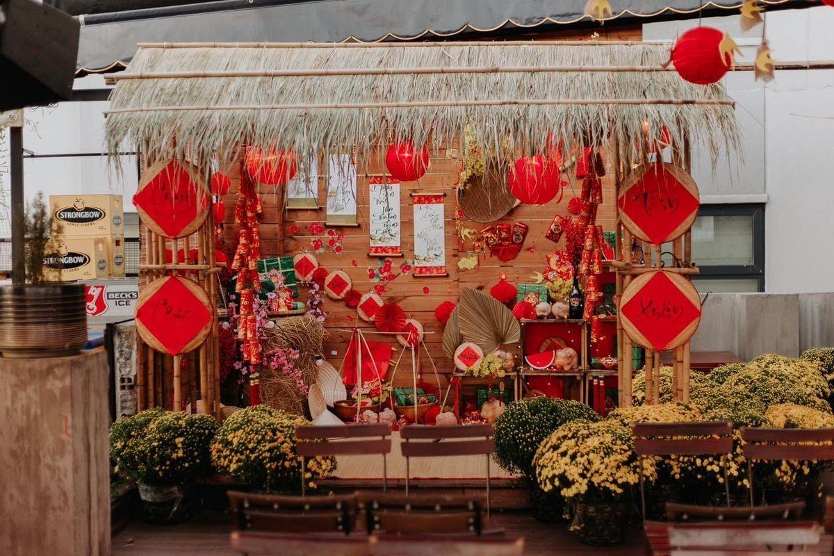 Tiểu cảnh tết truyền thống đẹp ấn tượng trong quán cafe (nguồn: sưu tầm)